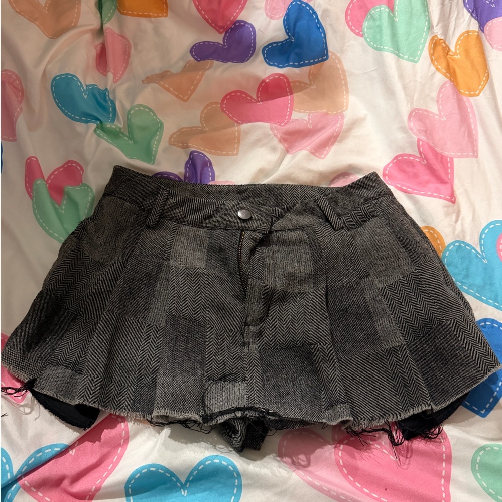 Forever 21 Black and Gray Herringbone Skirt